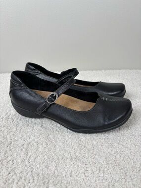Taos Shoes Womens 7.5 Black Ta Dah Mary Jane Casual Comfort Leather Arch Support